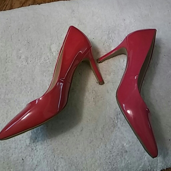 Fabulous Kelly & Katie heels - Picture 2 of 4